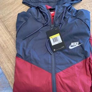 Brand NWT Nike zip up